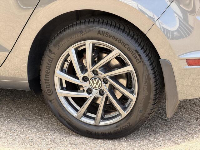 Volkswagen GOLF SPORTSVAN 1.0 TSI Highline | Carplay/Adapt.Cruise/Camera/Navi/PDC