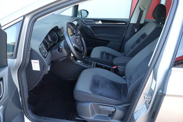 Volkswagen GOLF SPORTSVAN 1.4 TSI DSG Highline | Origineel NL | Automaat | Camera | Trekhaak | Navigatie |