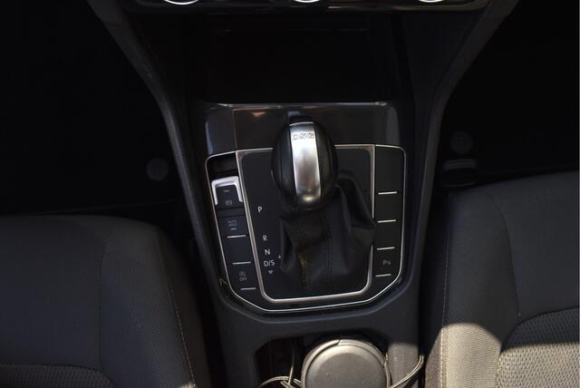 Volkswagen GOLF SPORTSVAN 1.5 TSI ACT Comfortline 130pk Camera, Adaptive cruise, Wegkl. trekhaak, Stoelverwarming, Navi