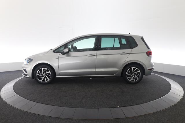 Volkswagen GOLF SPORTSVAN 1.0 TSI Highline Stoelverwarming, Cruise, Achteruitrijcamera