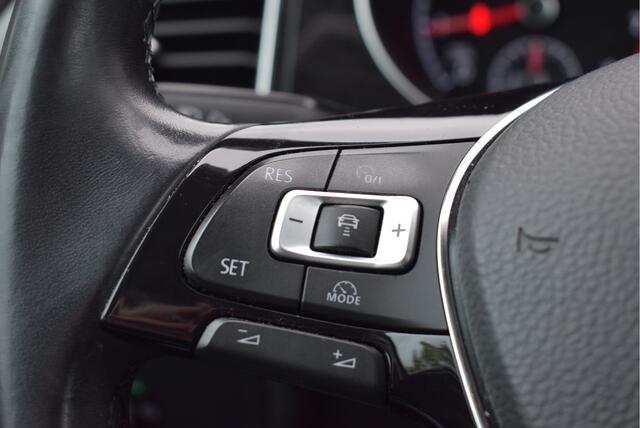 Volkswagen GOLF SPORTSVAN 1.5 TSI ACT Highline Edition Stoelverwarming+massage, Camera, Adaptive cruise