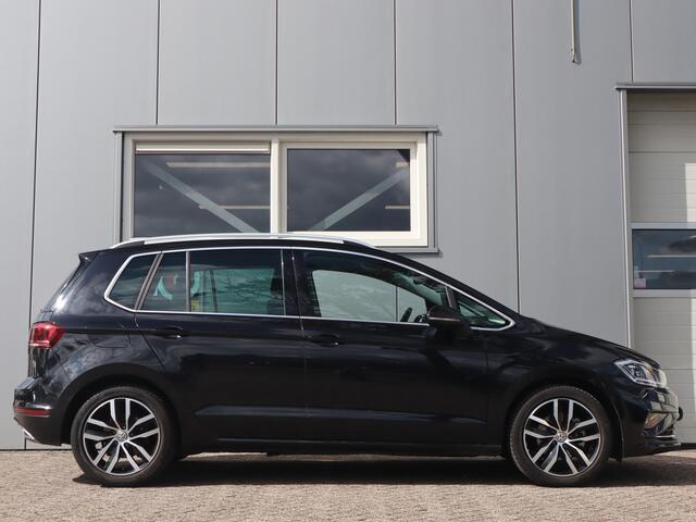 Volkswagen GOLF SPORTSVAN 1.5 TSI ACT Highline Edition / Elektrisch wegklapbare trekhaak / DSG / Adaptieve Cruise