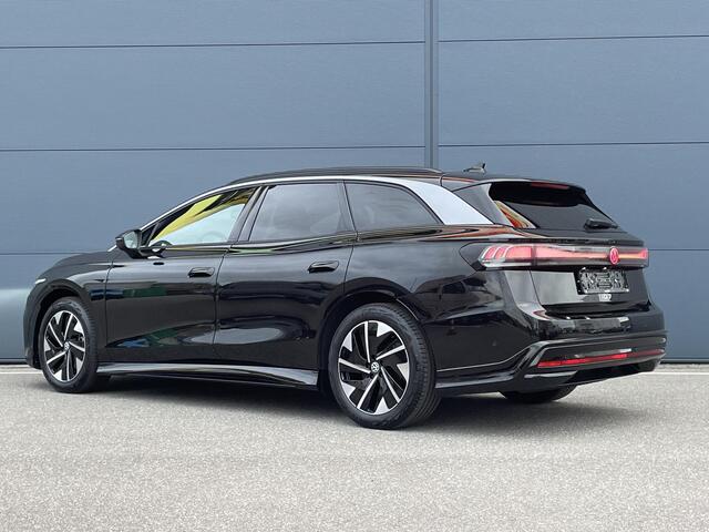 Volkswagen ID ID.7 Tourer Pro Business 77 kWh accu, 210 kW / 286 pk Variant Volkswagen ID.7 Pro Business 77 kWh accu, 210 kW / 286 pk Variant Elektrische aandrijving