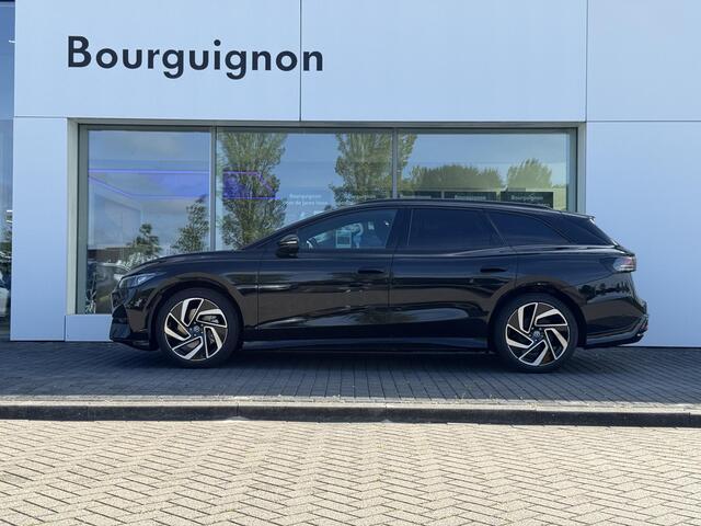 Volkswagen ID ID.7 Tourer Limited Edition 77 kWh accu 286 pk | Head-Up Display | Sfeerverlichting | Stoelverwarming | Trekhaak | Camera | 20" Velgen |
