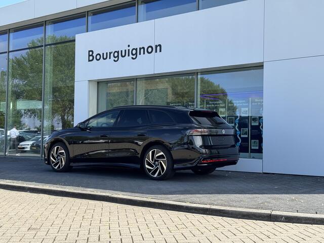 Volkswagen ID ID.7 Tourer Limited Edition 77 kWh accu 286 pk | Head-Up Display | Sfeerverlichting | Stoelverwarming | Trekhaak | Camera | 20" Velgen |