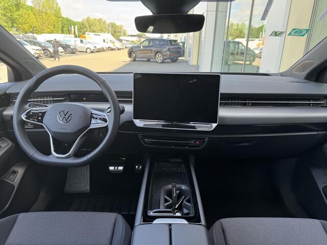 Volkswagen ID ID.7 Tourer Limited Edition 77 kWh accu 286 pk | Head-Up Display | Sfeerverlichting | Stoelverwarming | Trekhaak | Camera | 20" Velgen |