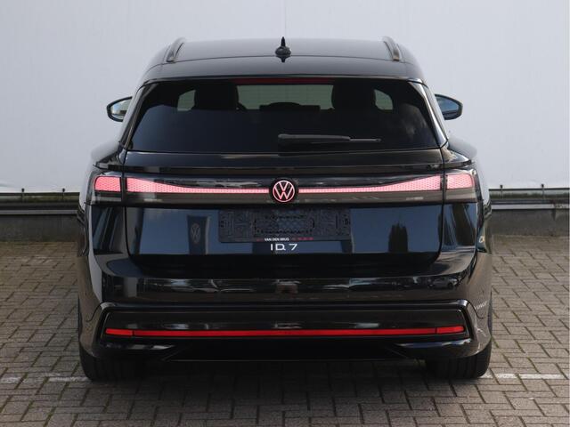 Volkswagen ID ID.7 Pro Business 77 kWh accu, 210 kW / 286 pk Variant | Trekhaak | Navigatie | 360-Camera | Stoel- en Stuurverwarming | Massagefunctie |