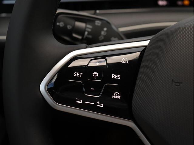 Volkswagen ID ID.7 Pro Business 77 kWh accu, 210 kW / 286 pk Variant | Trekhaak | Navigatie | 360-Camera | Stoel- en Stuurverwarming | Massagefunctie |