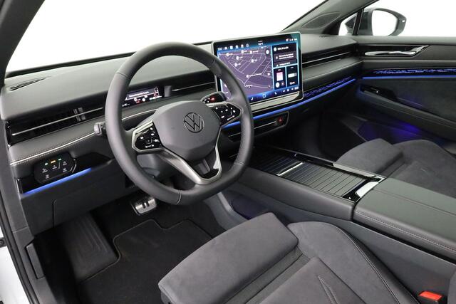 Volkswagen ID ID.7 Tourer Pro Business 77 kWh 286 PK | IQ Light | 360 Camera | HUD | Keyless | Side Assist | 20 inch
