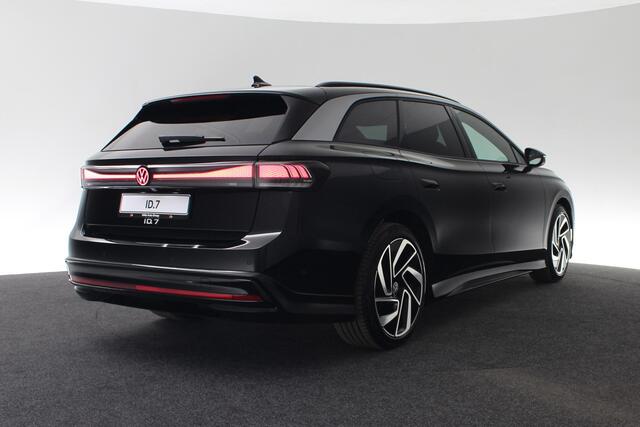 Volkswagen ID ID.7 Tourer Pro Business 77 kWh 210 kW / 286 pk | IQ Light | 360 Camera | HUD | Keyless | Side Assist | 20 inch