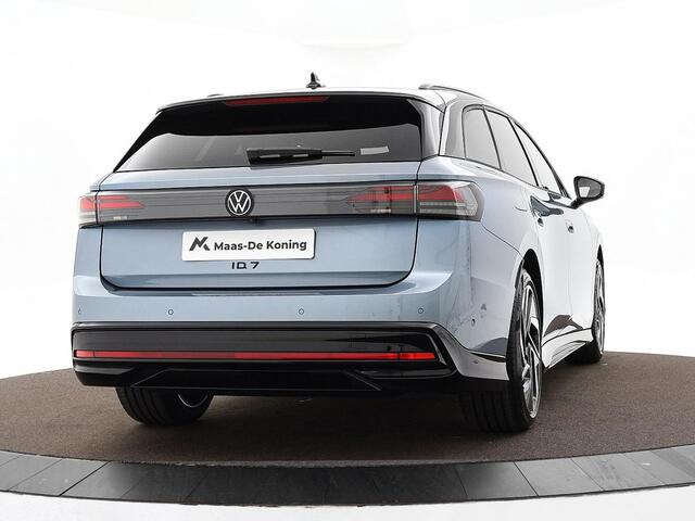 Volkswagen ID ID.7 Limited Edition 77 kWh accu 286 PK · Achteruitrijcamera · Draadloze telefoonverbinding · Trekhaak inklapbaar, met elektrische ontgrendeling ·