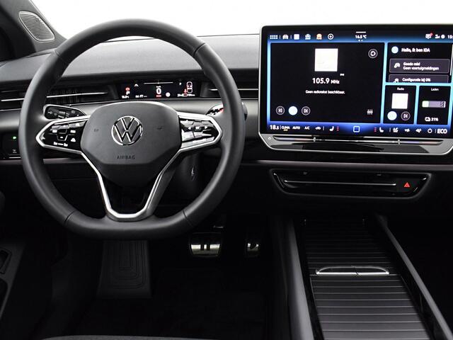 Volkswagen ID ID.7 Tourer Tourer Limited Edition 77 kWh accu 286 pk · Draadloze telefoonlader · Achteruitrijcamera · Multifunctioneel stuurwiel ·