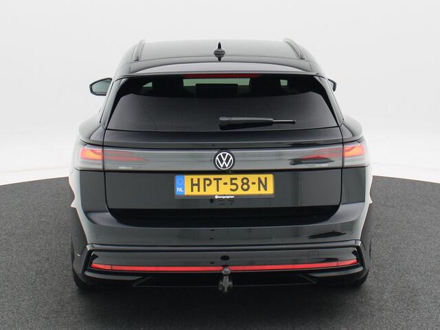 Volkswagen ID ID.7 Tourer Limited Edition 77 kWh 286 pk | Head-Up Display | Sfeerverlichting | Stoelverwarming | Trekhaak | Camera | 20" Velgen |