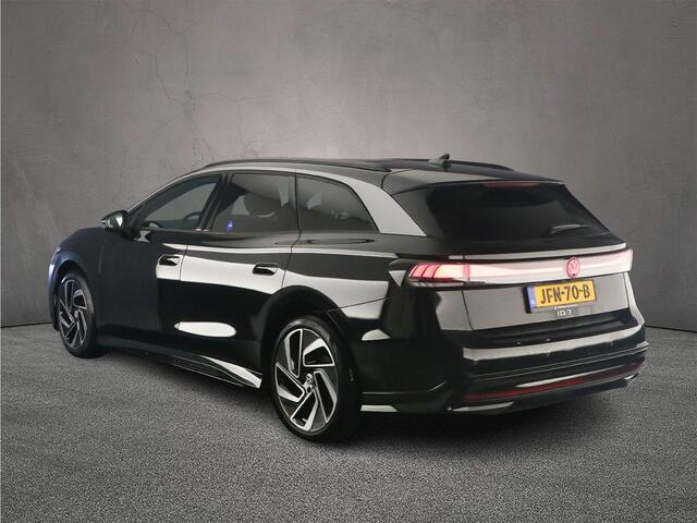 Volkswagen ID ID.7 Tourer Pro Business 286pk Automaat Trekhaak, Warmtepomp, Adaptive cruise control, Panoramadak, 360 camera, LED matrix koplampen, Achteruitrijcamera