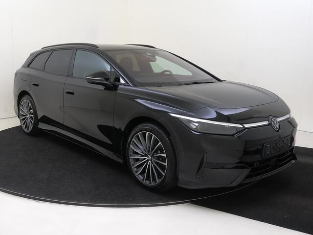 Volkswagen ID ID.7 Tourer Pro S Limited Edition | Achterbank in ongelijke delen neerklapbaar incl. middenarmsteun en doorlaadmogelijkheid | Afstandscontrolesysteem (Front Assist), met voetgangers- en fietsersherkenning | Airconditioning automatisch, 2-zone (Climatronic