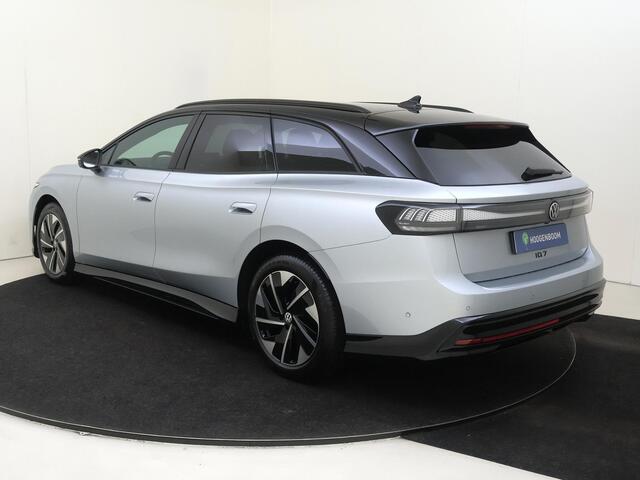 Volkswagen ID ID.7 Tourer Pro Limited Edition | Achterbank in ongelijke delen neerklapbaar incl. middenarmsteun en doorlaadmogelijkheid | Afstandscontrolesysteem (Front Assist), met voetgangers- en fietsersherkenning | Airconditioning automatisch, 2-zone (Climatronic)