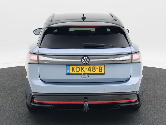 Volkswagen ID ID.7 Pro Limited Edition 77 kWh 286 PK | Trekhaak | Head-Up Display | Elektrisch verstelbare stoelen met geheugen | 360 Camera |
