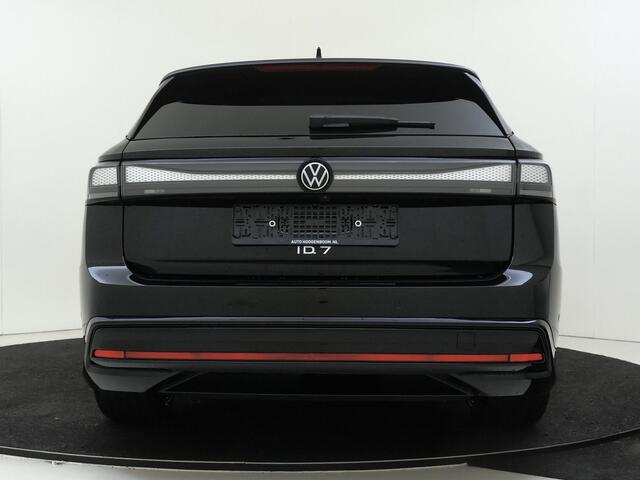 Volkswagen ID ID.7 Tourer Pro 77 kWh | Harmann\Kardon | 360 camera | Head-op display | Parkeerassistent | Stoelverwarming voor en achter | LED matrix verlichting | Warmtepomp | Elektrisch verstelbare voorstoelen met geheugen |