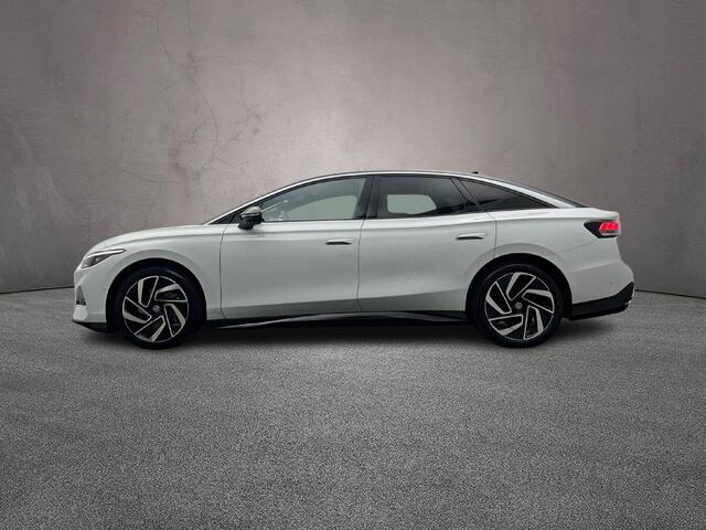 Volkswagen ID ID.7 Pro Business 286pk Automaat Trekhaak, Warmtepomp, Panoramadak, Harman Kardon audio, Adaptive cruise control, Navigatie