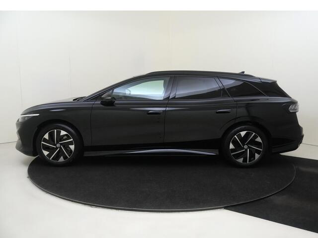 Volkswagen ID ID.7 Tourer Pro Limited Edition | Achterbank in ongelijke delen neerklapbaar incl. middenarmsteun en doorlaadmogelijkheid | Afstandscontrolesysteem (Front Assist), met voetgangers- en fietsersherkenning | Airconditioning automatisch, 2-zone (Climatronic)