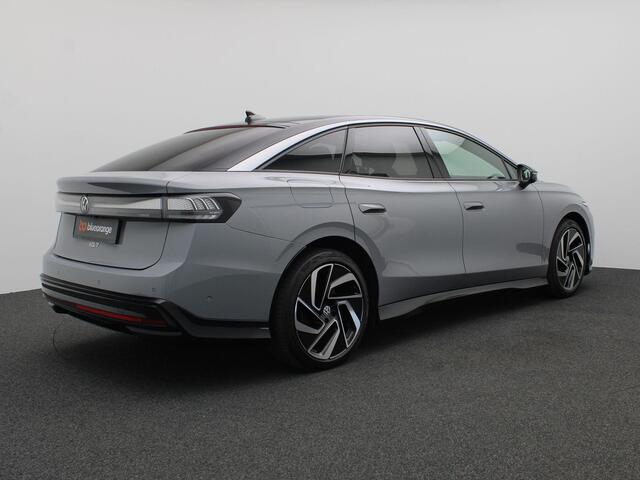 Volkswagen ID ID.7 Pro Business 77 kWh 286PK Aut. SOH 100%, 360gr. Camera, Head-Up Display, Warmtepomp, 20" LM Velgen, Keyless, Side Assist, Memorystoel