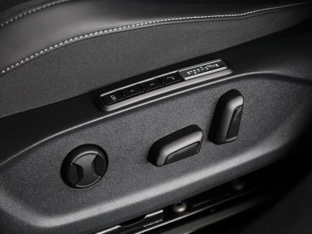 Volkswagen ID ID.7 Limited Edition Plus 86 kWh accu, 210 kW / 286 PK / Trekhaak / Panoramadak / DCC
