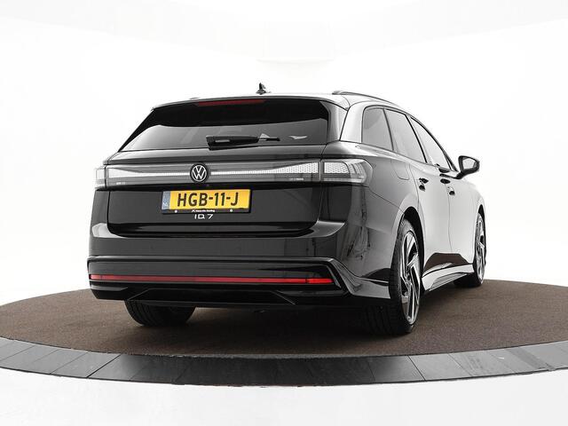 Volkswagen ID ID.7 Tourer Pro S Business 86 kWh 286pk · SOH 98,1% · Panoramadak · 360 Camera · Warmtepomp · Matrix LED · Elek. Bestuurdersstoel + Geheugen · Keyless · Garantie t/m 28-02-2027