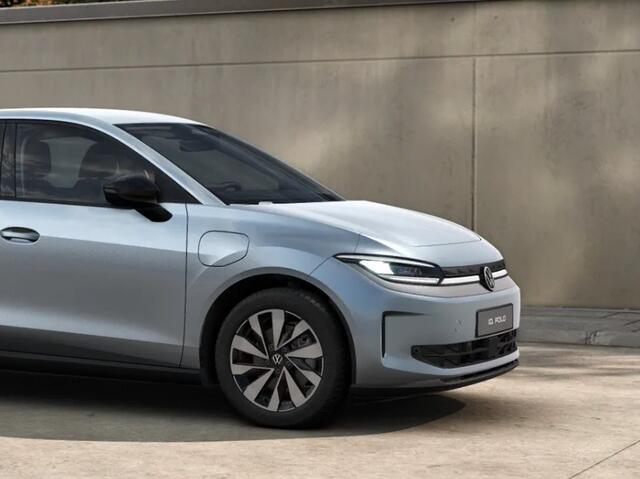 Volkswagen ID ID. Polo Life First Edition 52 kWh accu, 211 PK · Achteruitrijcamera · Draadloze telefoonlader · Stuurwiel verwarmd · Stuurwiel multifunctioneel ·