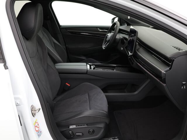 Volkswagen ID ID.7 Pro Limited Edition 77 kWh accu 286 PK · Draadloze telefoonlader · 360 camera · verwarmde voorstoelen · Voorraad OUTLET · Prijs is inclusief inruilpremie ·