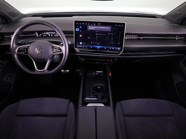Volkswagen ID ID.7 Limited Edition Plus 77 kWh accu 210 kW / 286 PK V / Trekhaak / Massage / Carplay