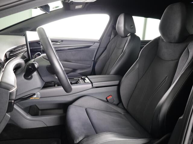 Volkswagen ID ID.7 Limited Edition Plus 77 kWh accu 210 kW / 286 PK V / Trekhaak / Massage / Carplay