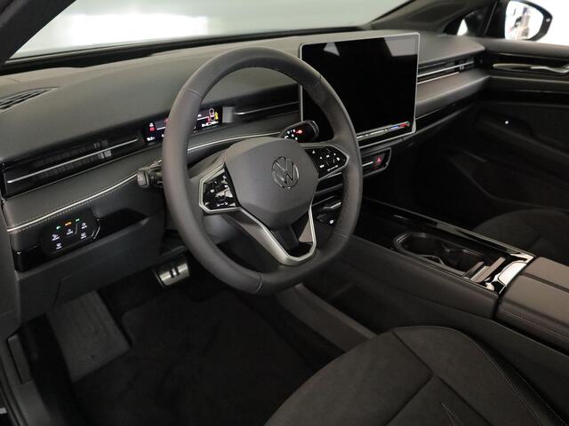 Volkswagen ID ID.7 Tourer Pro Limited Edition 77 kWh accu 210 kW / 286 PK 20" inch lm velgen Trontheim, Panorama dak, Dyn. Chas. Contr.