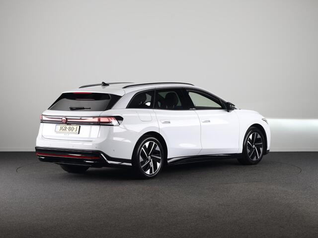 Volkswagen ID ID.7 Tourer Pro Business 77 kWh accu, 210 kW / 286 pk Variant | Navigatie | 360 Camera | Elektrische klep | Head Up display |