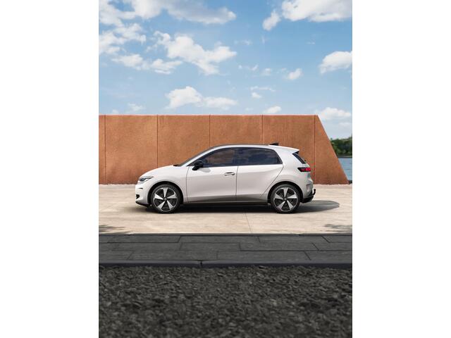 Volkswagen ID ID. Polo 52 kWh 211 1AT Style First Edition | Airconditioning automatisch, 2-zone (Climatronic) | Automatische afstandsregeling (Adaptive Cruise Control) | Diefstalalarm