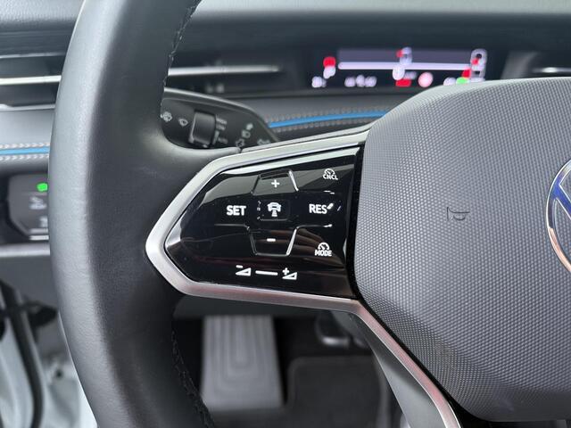 Volkswagen ID ID.7 Pro Business 77 kWh | 286 PK | SoH 100% | Adaptive Cruise Control | Warmtepomp | Matrix LED | 360 graden camera | Elektr. verstelbare stoelen met Massage |