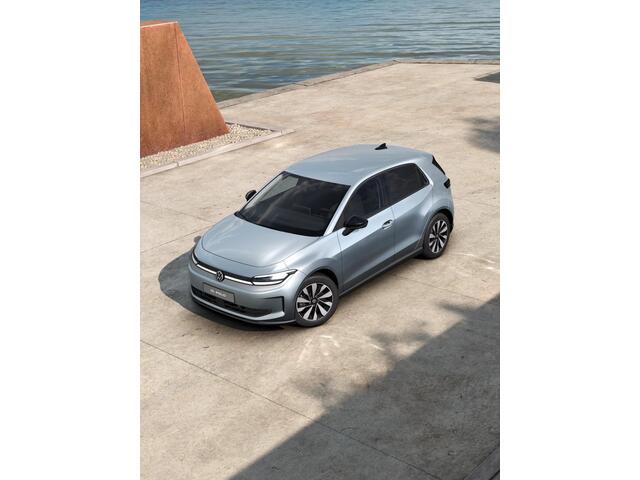 Volkswagen ID ID. Polo 52 kWh 211 1AT Life First Edition | Airconditioning automatisch, 2-zone (Climatronic) | Automatische afstandsregeling (Adaptive Cruise Control) | Koplampverlichting LED
