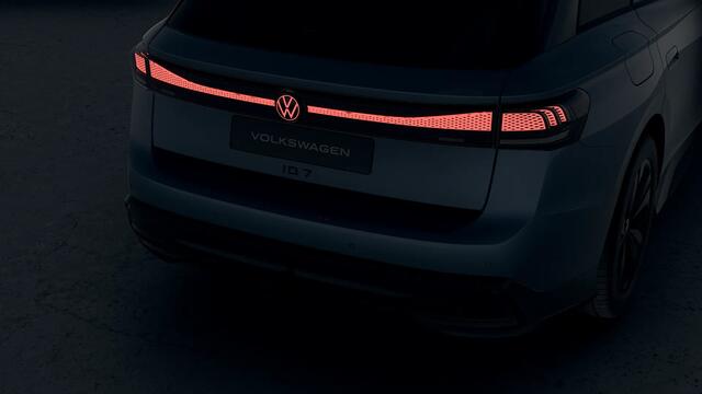 Volkswagen ID ID.7 Tourer 86 kWh 286 1AT Limited Edition Plus | Koplampverlichting LED Matrix (IQ.Light) | Sfeerverlichting interieur (30 kleuren instelbaar) | Voorstoelen, verwarmbaar