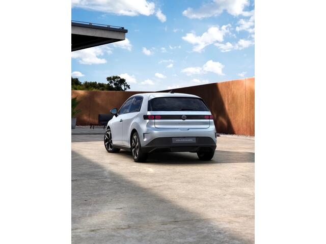 Volkswagen ID ID. Polo 52 kWh 211 1AT Life First Edition | Airconditioning automatisch, 2-zone (Climatronic) | Automatische afstandsregeling (Adaptive Cruise Control) | Koplampverlichting LED