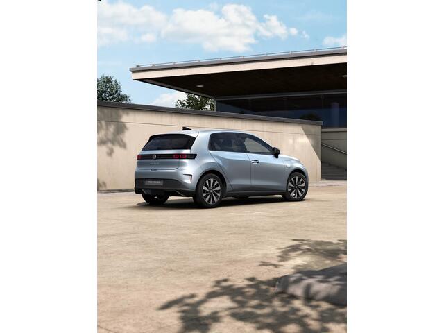 Volkswagen ID ID. Polo 52 kWh 211 1AT Life First Edition | Airconditioning automatisch, 2-zone (Climatronic) | Automatische afstandsregeling (Adaptive Cruise Control) | Koplampverlichting LED