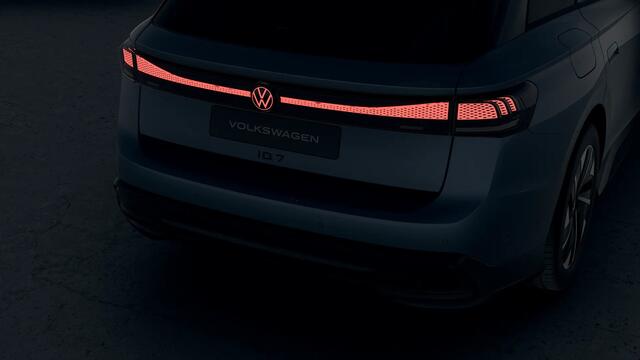 Volkswagen ID ID.7 Tourer 77 kWh 286 1AT Limited Edition Plus | Koplampverlichting LED Matrix (IQ.Light) | Sfeerverlichting interieur (30 kleuren instelbaar) | Voorstoelen, verwarmbaar