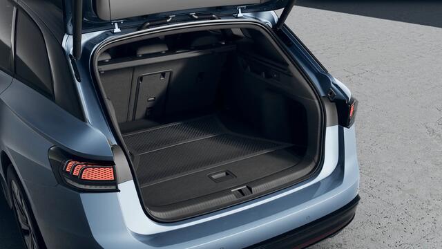 Volkswagen ID ID.7 Tourer 77 kWh 286 1AT Limited Edition Plus | Koplampverlichting LED Matrix (IQ.Light) | Sfeerverlichting interieur (30 kleuren instelbaar) | Voorstoelen, verwarmbaar