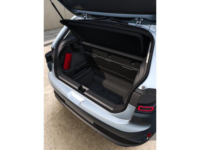 Volkswagen ID ID. Polo 52 kWh 211 1AT Life First Edition | Airconditioning automatisch, 2-zone (Climatronic) | Automatische afstandsregeling (Adaptive Cruise Control) | Koplampverlichting LED