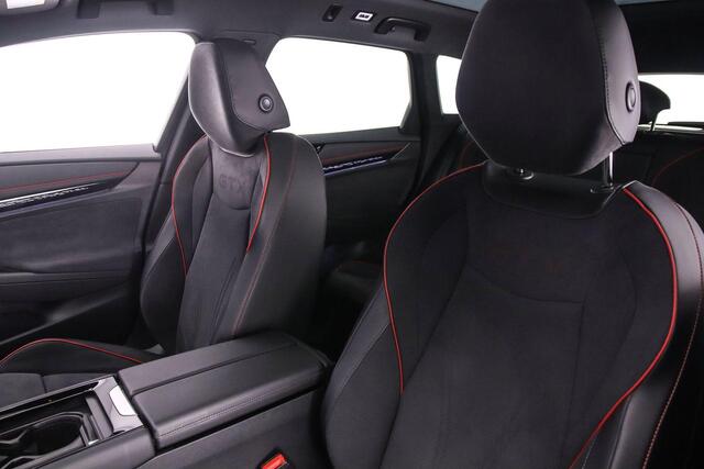 Volkswagen ID ID.7 Tourer GTX Limited Edition 86 kWh 340pk Automaat, Trekhaak, Harman Kardon, Panoramadak, 360 camera, Stoelverwarming, Stuurverwarming, Dodehoeksensoren, Head-up display, navigatie, App-connect