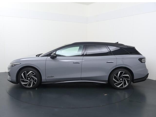 Volkswagen ID ID.7 Tourer Pro Limited Edition Plus 77 kWh 286pk | LED Matrix | Stoel- & stuurwielverwarming | Navigatie | Head-up display | Black Style |