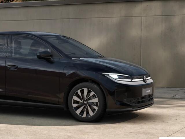 Volkswagen ID ID. Polo Life First Edition 52 kWh, 211 pk · Achteruitrijcamera · verwarmd stuurwiel ·