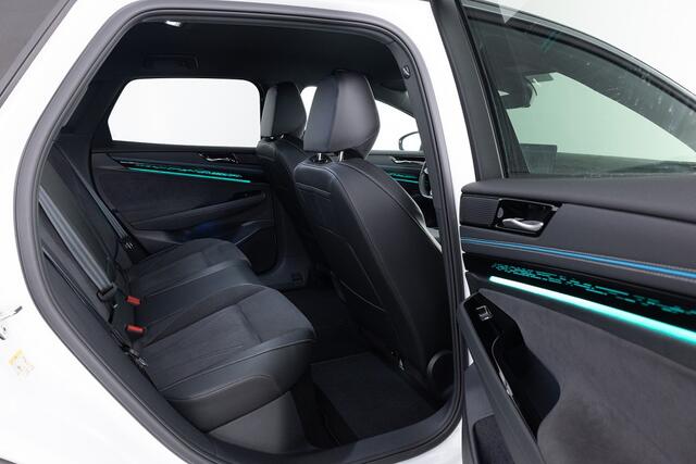 Volkswagen ID ID.7 Pro Business 77 kWh | EL. STOELEN | 360 Camera | SFEER | Head-UP