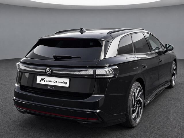 Volkswagen ID ID.7 Tourer Pro Business 77 kWh / 286pk Stuur- & Stoelverwarming · 360 Camera · Trekhaak · IQ.LIGHT · Head-Up Display