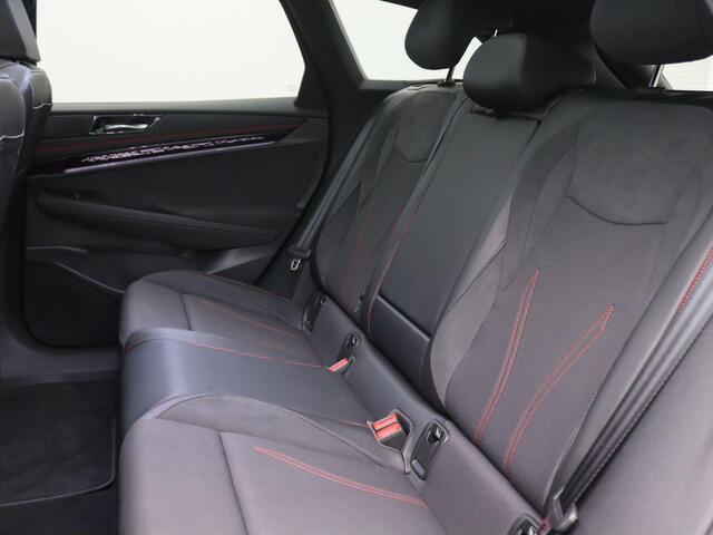 Volkswagen ID ID.7 Tourer GTX Limited Edition 86 kWh 340PK 4Motion Panoramadak, Trekhaak, Warmtepomp, Keyless, 360gr. Camera, 21" lichtmetalen velgen, Verwarmbare voorruit