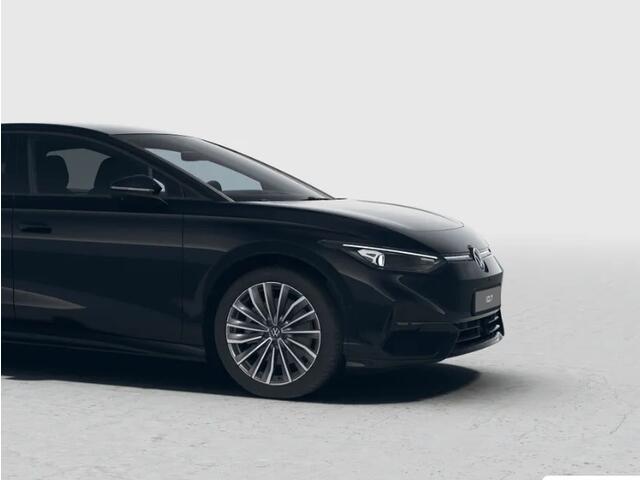 Volkswagen ID ID.7 Limited Edition Plus 77 kWh accu 286 PK · Achteruitrijcamera · Sfeerverlichting · Voorstoelen verwarmd ·