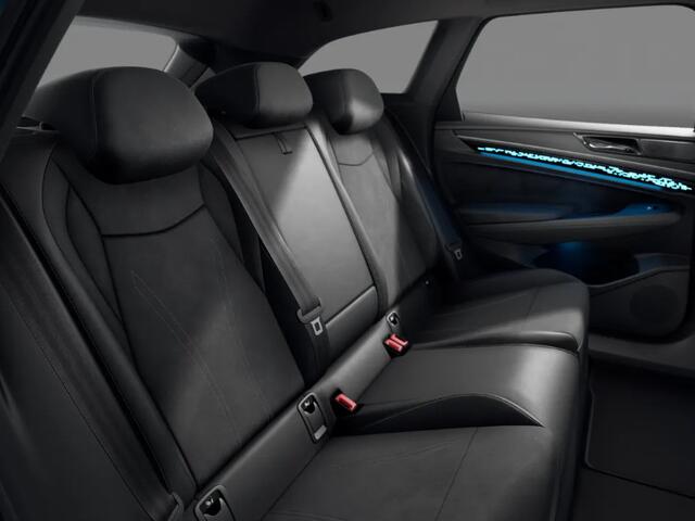 Volkswagen ID ID.7 Limited Edition Plus 59 kWh accu, 204 PK · Achteruitrijcamera · Draadloze telefoonlader · Trekhaak inklapbaar, met elektrische ontgrendeling ·